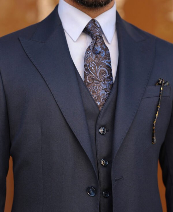 Chancellor - Image 3